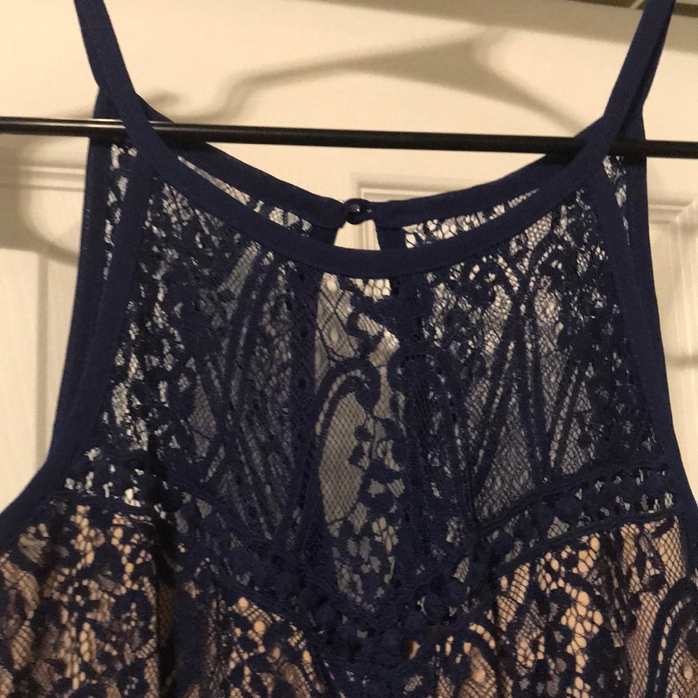 Dress - Picture 4 of 5